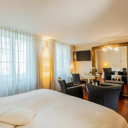 Des Balances Hotell 4*